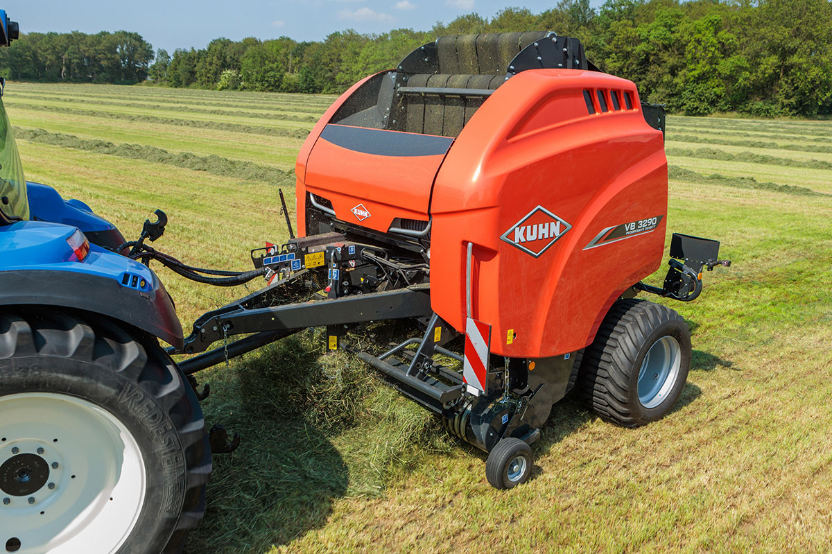 Variable Chamber Round Baler