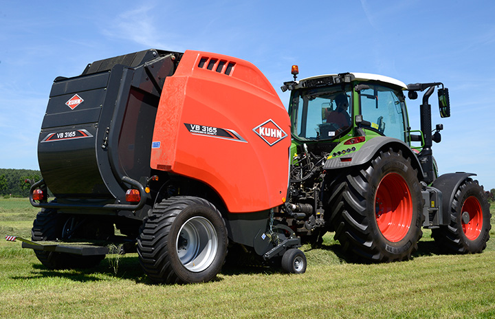 Variable Chamber Round Baler